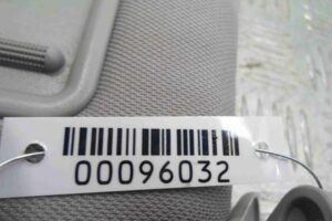 Изображение товара 96032 - 00096032 kozyrek solntsezaschitnyj 1