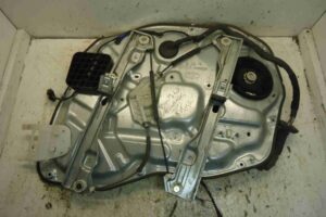 Изображение товара 96112 - 00096112 steklopodemnik perednij levyj Audi TT 2