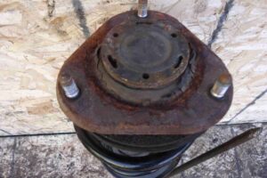 Изображение товара 96128 - 00096128 amortizator perednij levyj Rover 400 1