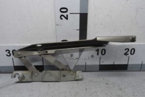 Изображение товара 96288 - 00096288 petlya kapota levaya Peugeot 207 2