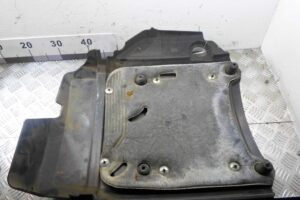 Изображение товара 96369 - 00096369 kryshka dvigatelya dekorativnaya Audi Q7 2