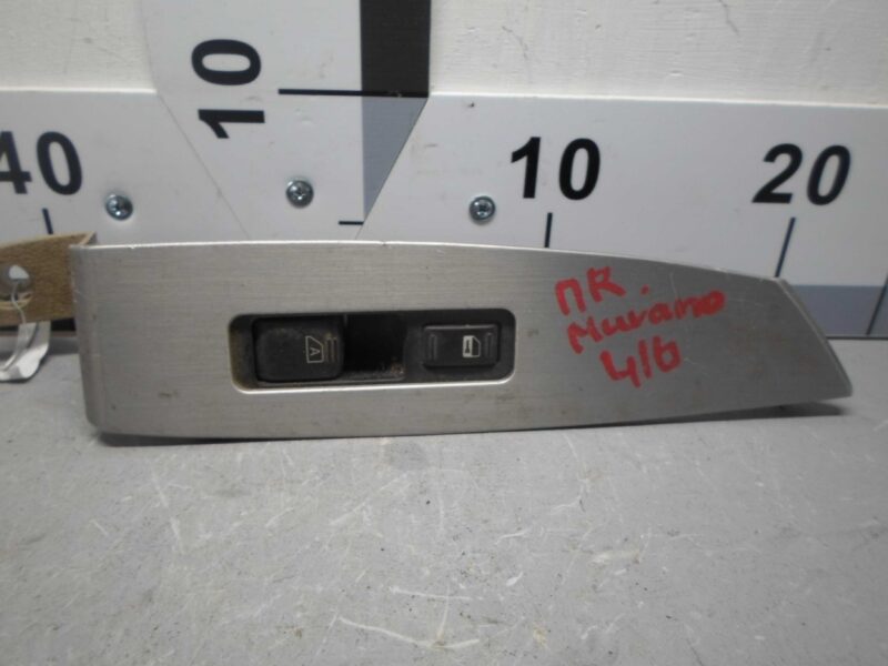 Изображение товара 96380 - 00096380 knopka steklopodemnika Lexus RX