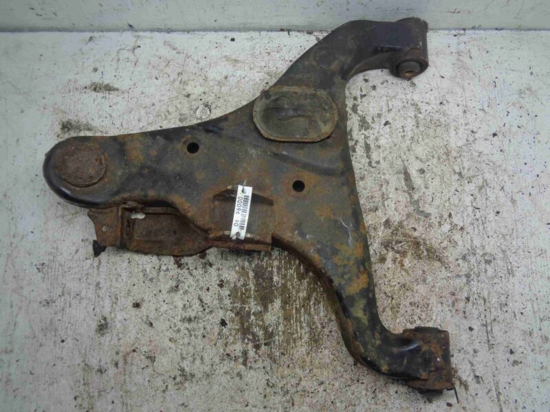 Изображение товара 101322 - 00096390 kulak povorotnyj levyj SAAB 9 3