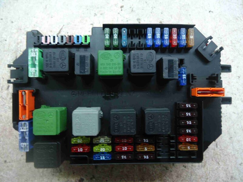 Изображение товара 96552 - 00096552 blok predokhranitelej Ford Scorpio