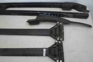 Изображение товара 96696 - 00096696 rejlingi kryshi Alfa Romeo 159 2