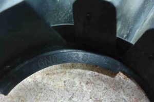 Изображение товара 96795 - 00096795 reshetka radiatora Toyota Sequoia 2