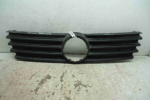 Изображение товара 96795 - 00096795 reshetka radiatora Toyota Sequoia 3