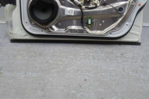 Изображение товара 96831 - 00096831 dver perednyaya pravaya Honda Ridgeline 1