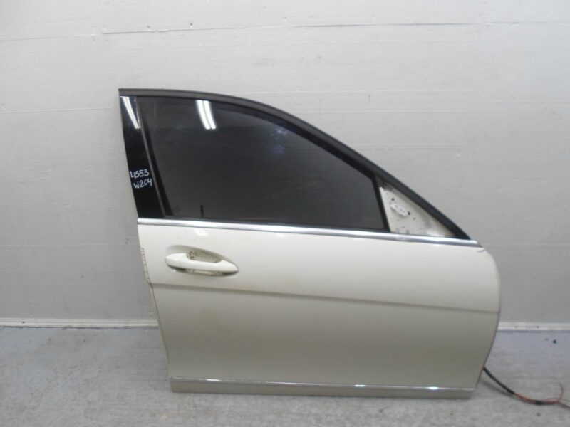 Изображение товара 96831 - 00096831 dver perednyaya pravaya Honda Ridgeline