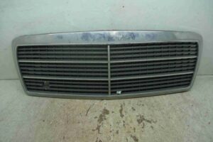 Изображение товара 96921 - 00096921 reshetka radiatora Ford Edge 2