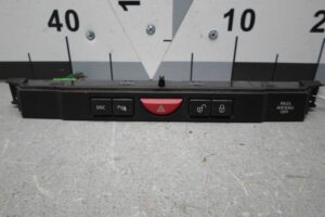 Изображение товара 97199 - 00097199 knopka avarijnoj signalizatsii Audi Q5 1