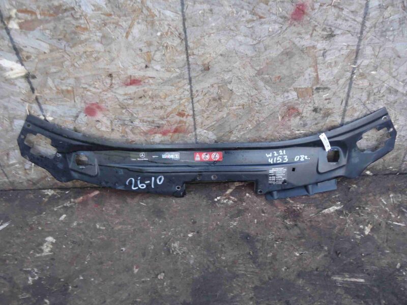 Изображение товара 97261 - 00097261 planka pod kapot Ford Scorpio