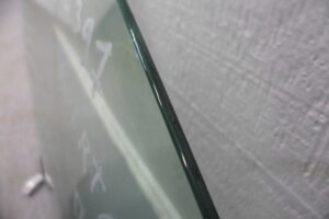 Изображение товара 97554 - 00097554 steklo dveri perednej pravoj Alfa Romeo 146