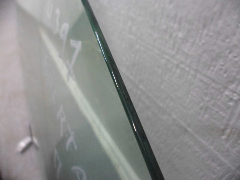 Изображение товара 97554 - 00097554 steklo dveri perednej pravoj Alfa Romeo 146