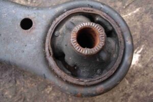 Изображение товара 98087 - 00098087 rychag perednij levyj nizhnij Subaru Tribeca 3