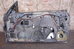 Изображение товара 98404 - 00098404 dver perednyaya pravaya Ford Contour