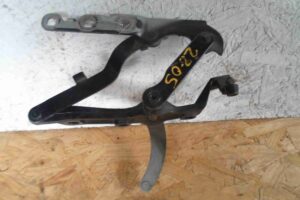 Изображение товара 98462 - 00098462 petlya kapota pravaya Ford Scorpio 1