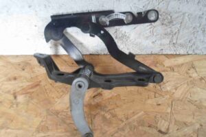 Изображение товара 98462 - 00098462 petlya kapota pravaya Ford Scorpio 2