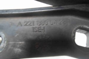 Изображение товара 98462 - 00098462 petlya kapota pravaya Ford Scorpio 3