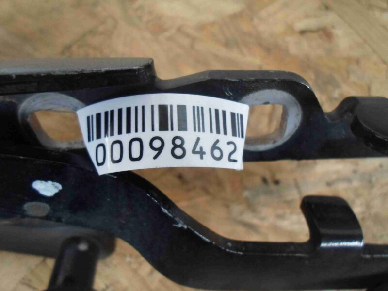 Изображение товара 98462 - 00098462 petlya kapota pravaya Ford Scorpio