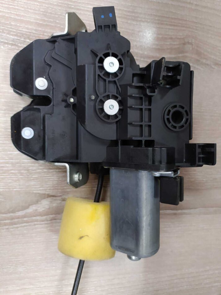 Изображение товара 98598 - 00098598 zamok bagazhnika Ford Scorpio