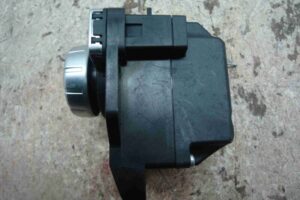 Изображение товара 98650 - 00098650 dzhojstik upravleniya multimedia Ford Transit 2