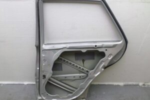 Изображение товара 162147 - 00098815 dver zadnyaya pravaya Ford Escort 1