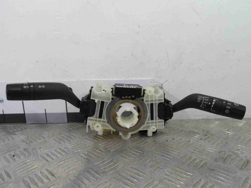 Изображение товара 99081 - 00099081 pereklyuchatel podrulevoj (strekoza) Citroen C5