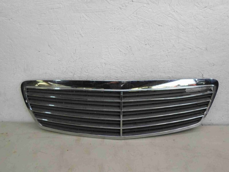 Изображение товара 99155 - 00099155 reshetka radiatora Ford Escape