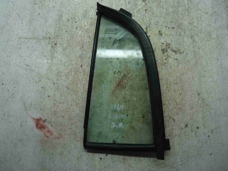 Изображение товара 99366 - 00099366 steklo dveri zadnej pravoj