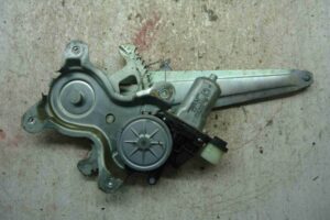 Изображение товара 99379 - 00099379 steklopodemnik zadnij pravyj 