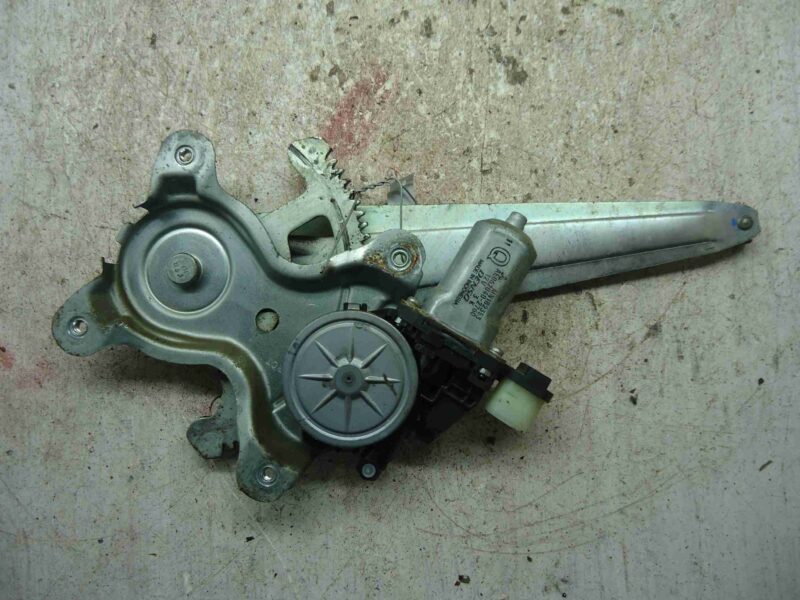 Изображение товара 99379 - 00099379 steklopodemnik zadnij pravyj