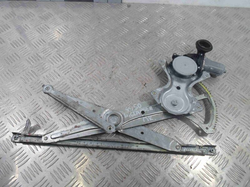 Изображение товара 99613 - 00099613 steklopodemnik perednij pravyj Skoda Octavia