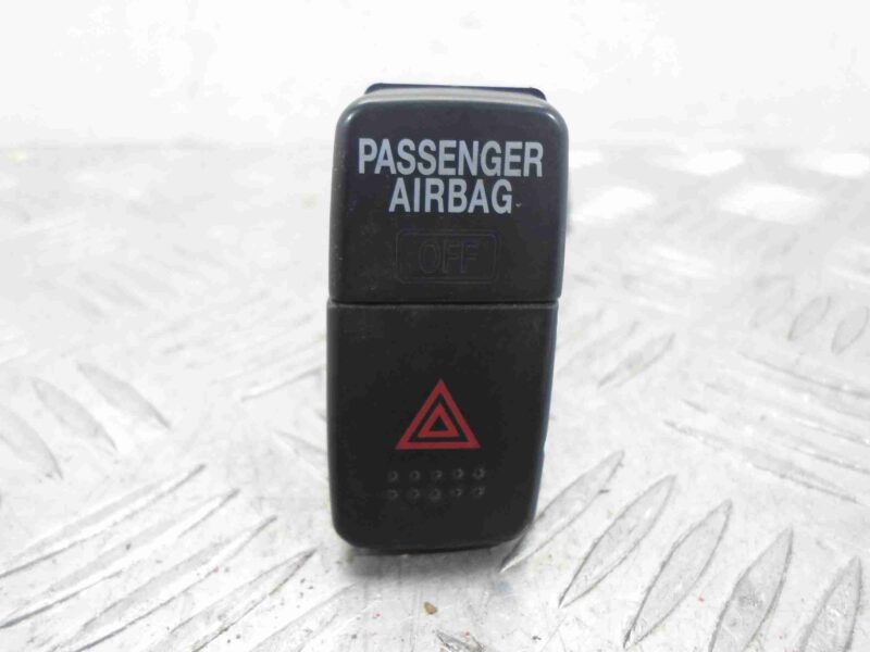 Изображение товара 99728 - 00099728 knopka avarijnoj signalizatsii