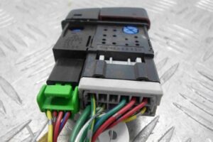 Изображение товара 99728 - 00099728 knopka avarijnoj signalizatsii 2