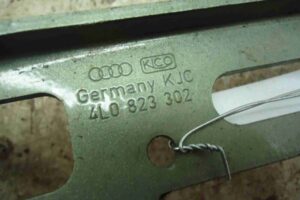 Изображение товара 99799 - 00099799 petlya kapota pravaya 3