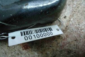 Изображение товара 100000 - 00100000 petlya kapota pravaya 1