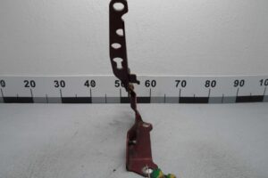 Изображение товара 100032 - 00100032 petlya kapota pravaya Volvo V50 1