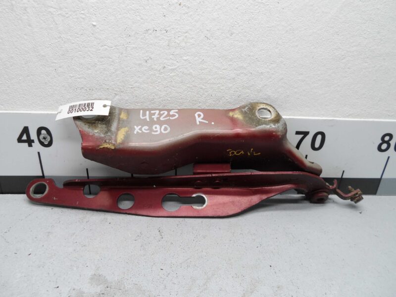 Изображение товара 100032 - 00100032 petlya kapota pravaya Volvo V50