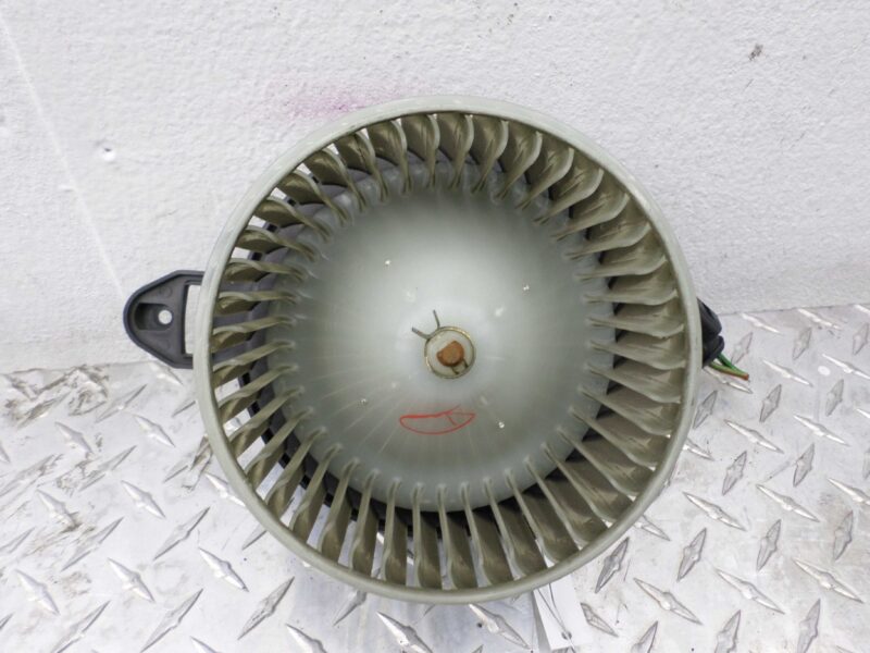 Изображение товара 100112 - 00100112 ventilyator otopitelya (motorchik pechki)