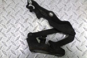 Изображение товара 100304 - 00100304 petlya kapota pravaya 