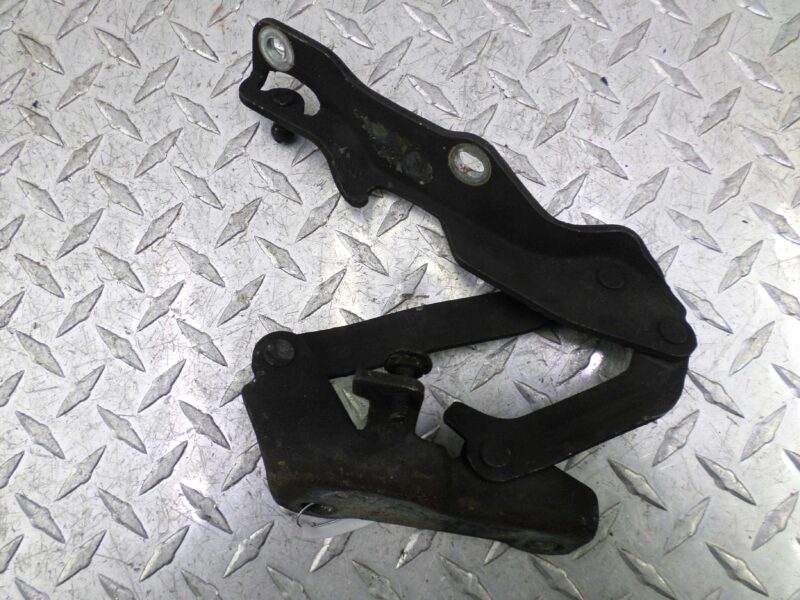 Изображение товара 100304 - 00100304 petlya kapota pravaya