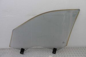 Изображение товара 100316 - 00100316 steklo dveri perednej pravoj Ford Ka 1