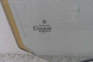 Изображение товара 100316 - 00100316 steklo dveri perednej pravoj Ford Ka 2