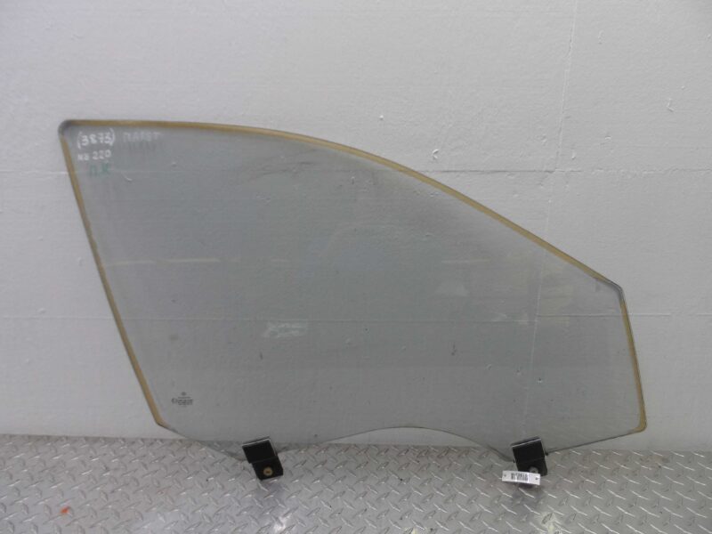 Изображение товара 100316 - 00100316 steklo dveri perednej pravoj Ford Ka