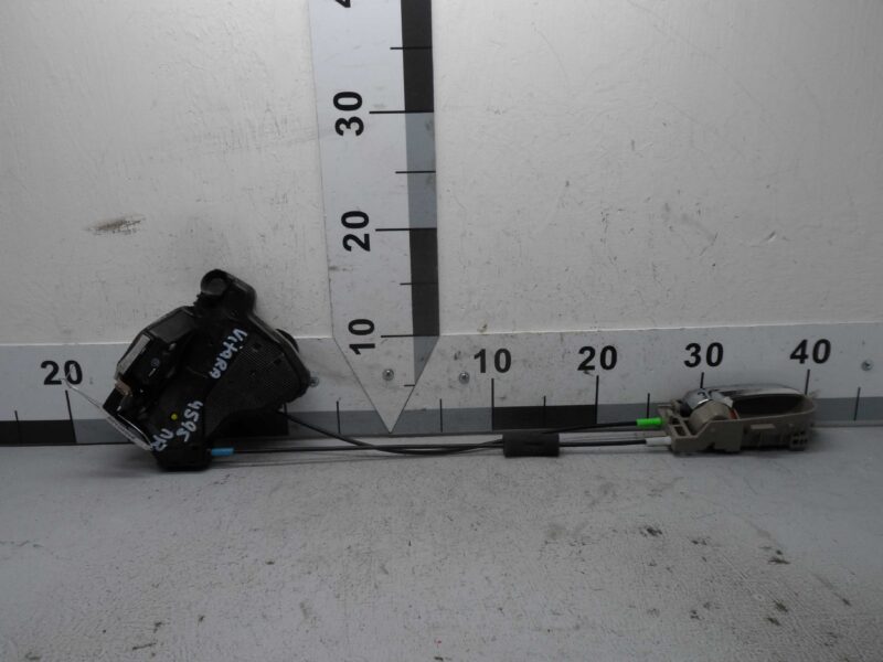 Изображение товара 100325 - 00100325 zamok dveri perednej pravoj