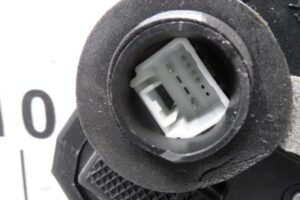 Изображение товара 100325 - 00100325 zamok dveri perednej pravoj 3