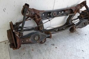 Изображение товара 100327 - 00100327 balka zadnyaya Ford Edge 3