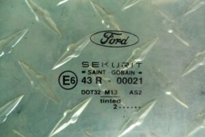 Изображение товара 100446 - 00100446 steklo dveri zadnej pravoj 2