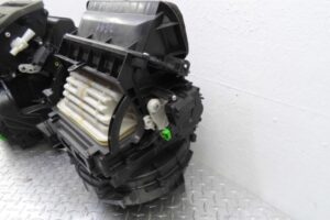 Изображение товара 100553 - 00100553 korpus otopitelya (pechki) 3